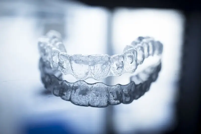 Nakładki ortodontyczne Invisalign